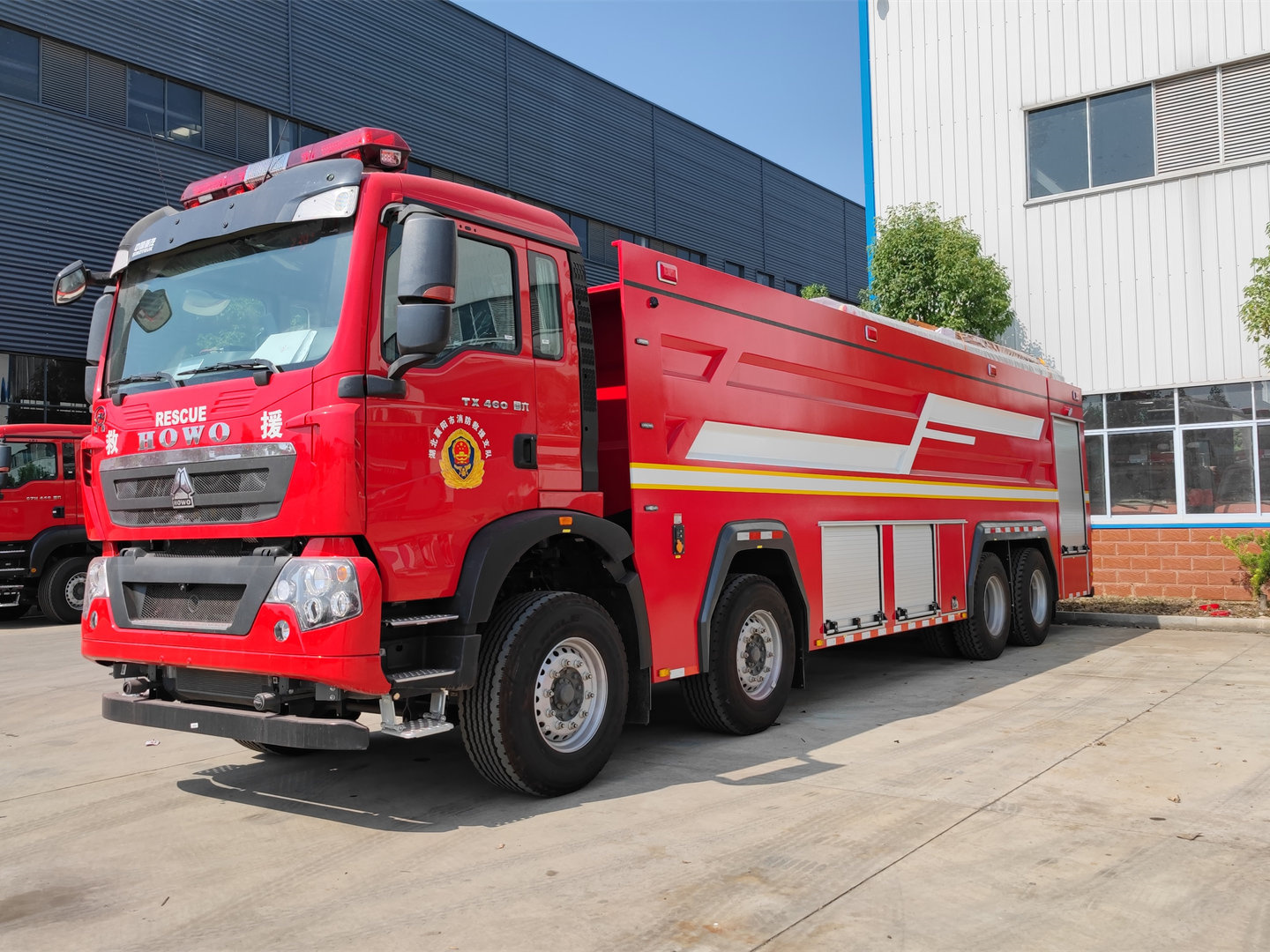 重汽24噸單排水罐消防車